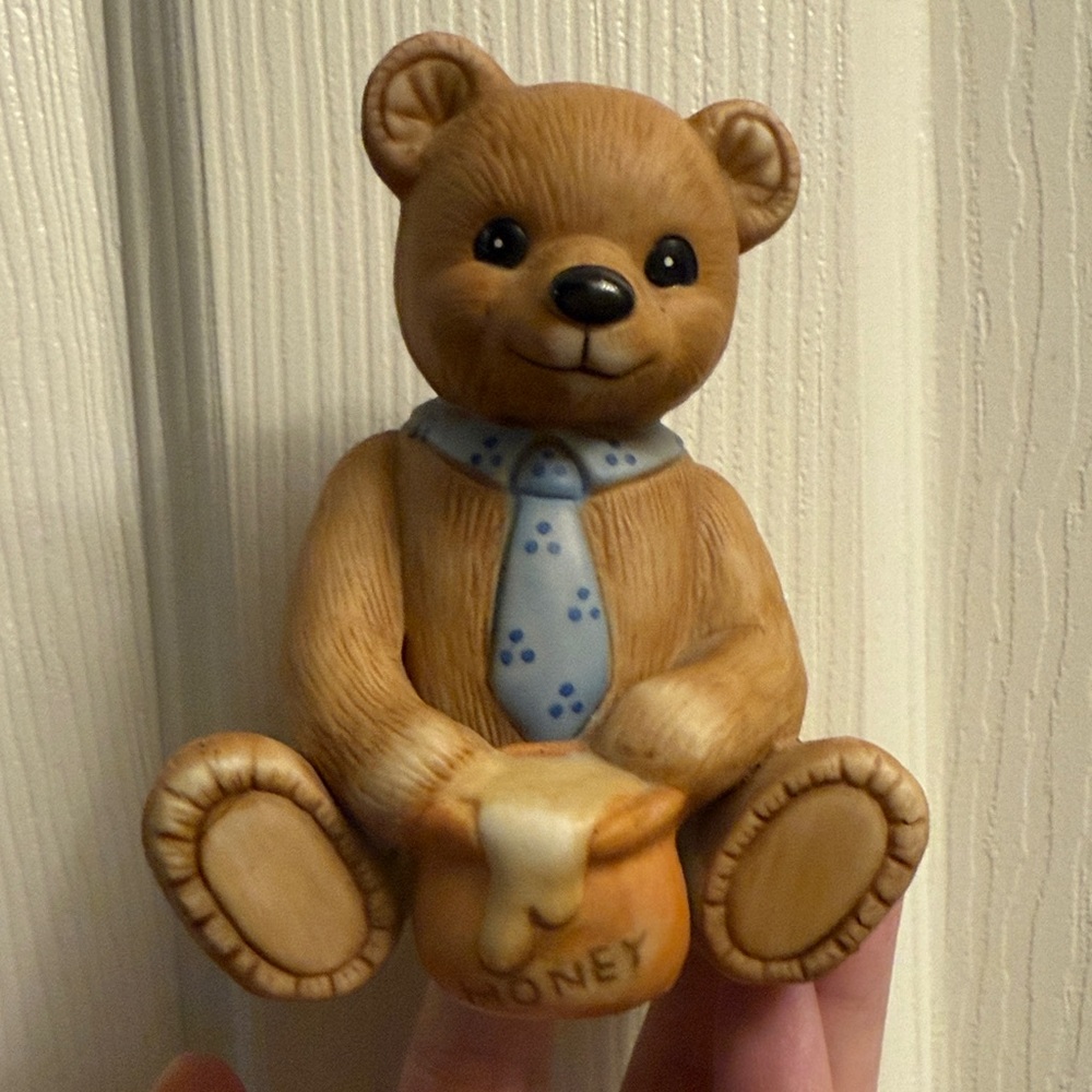Homco teddy bear figurine
